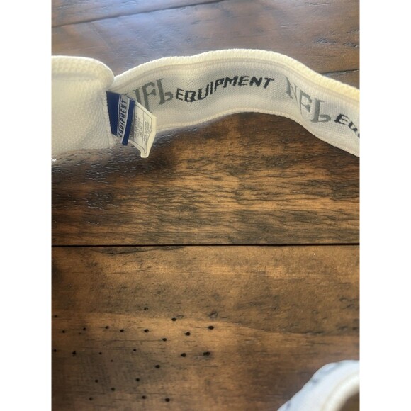 Game Worn New Era NFL Team Issued Visor - Washington Redskins Bag2 - Picture 2 of 2